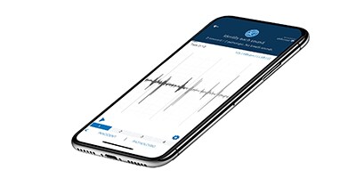 Detailní snímek mobilního telefonu s aplikací Littmann
